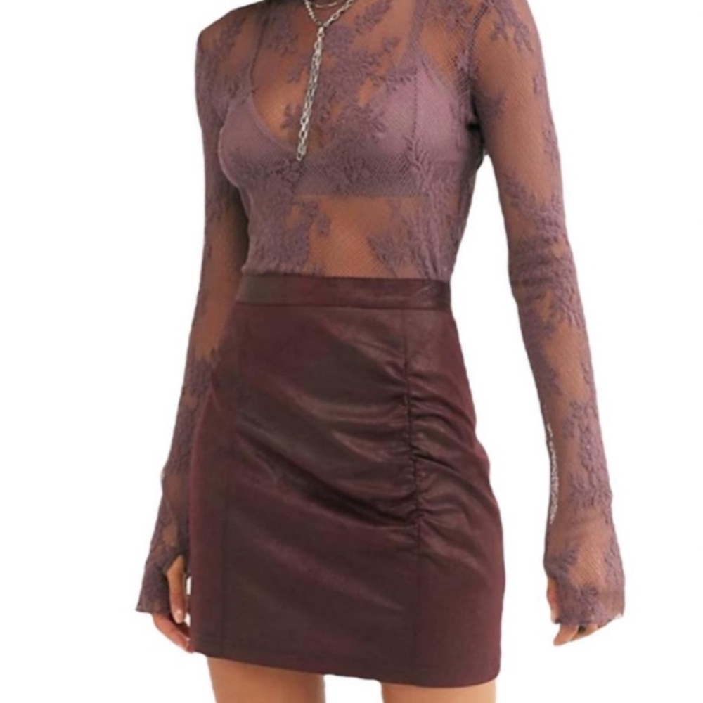 Free People, Rumi purple ruched mini skirt Xs/S